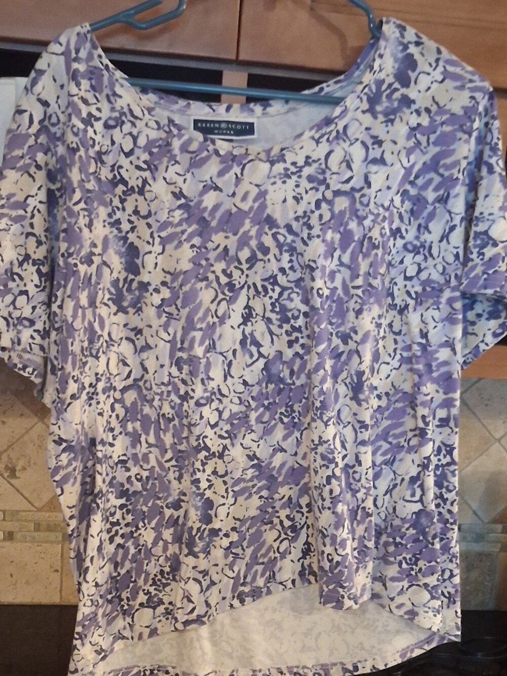 Karen Scott Short Sleeve Purple, Blue and White Floral Print Top. 2X
